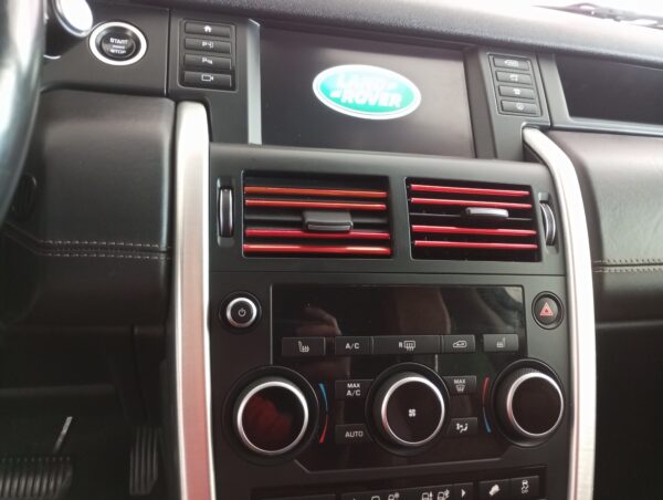 Land Rover Discovery Sport - Image 8