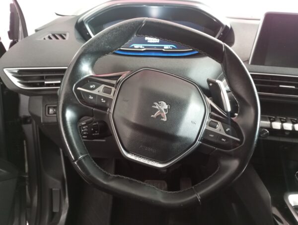 Peugeot 3008 1.5 130 cv hdi automático - Image 11