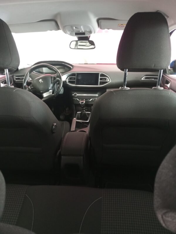 Peugeot 308 Style New - Image 11