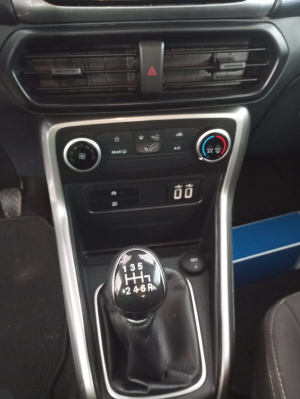 Ford Ecobooost Sport 100cv - Image 15