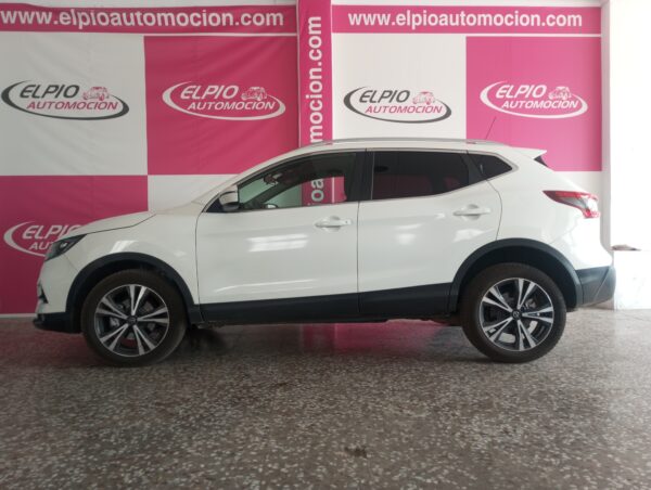 Nissan Qashqai 4x4 Automático 150 cv - Image 5