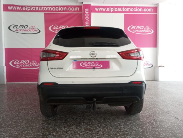 Nissan Qashqai 4x4 Automático 150 cv - Image 7