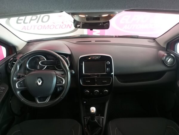 Renault Clio 1.5 Limited Sport - Image 13
