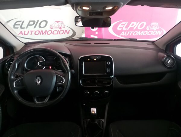 Renault Clio 1.5 Limited Sport - Image 15