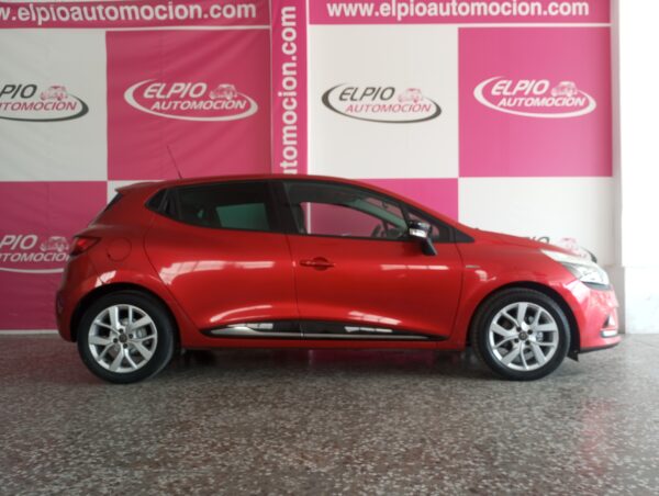 Renault Clio 1.5 Limited Sport - Image 9